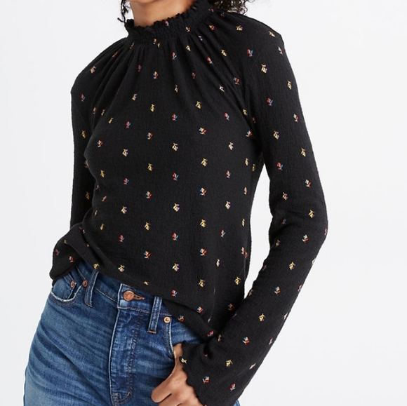 Madewell Tops - Madewell ruffled mockneck size M